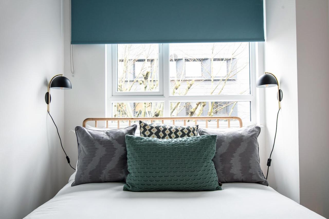 City Centre - Free Parking - Stylish 2 Bedroom Apartment 브리스틀 외부 사진