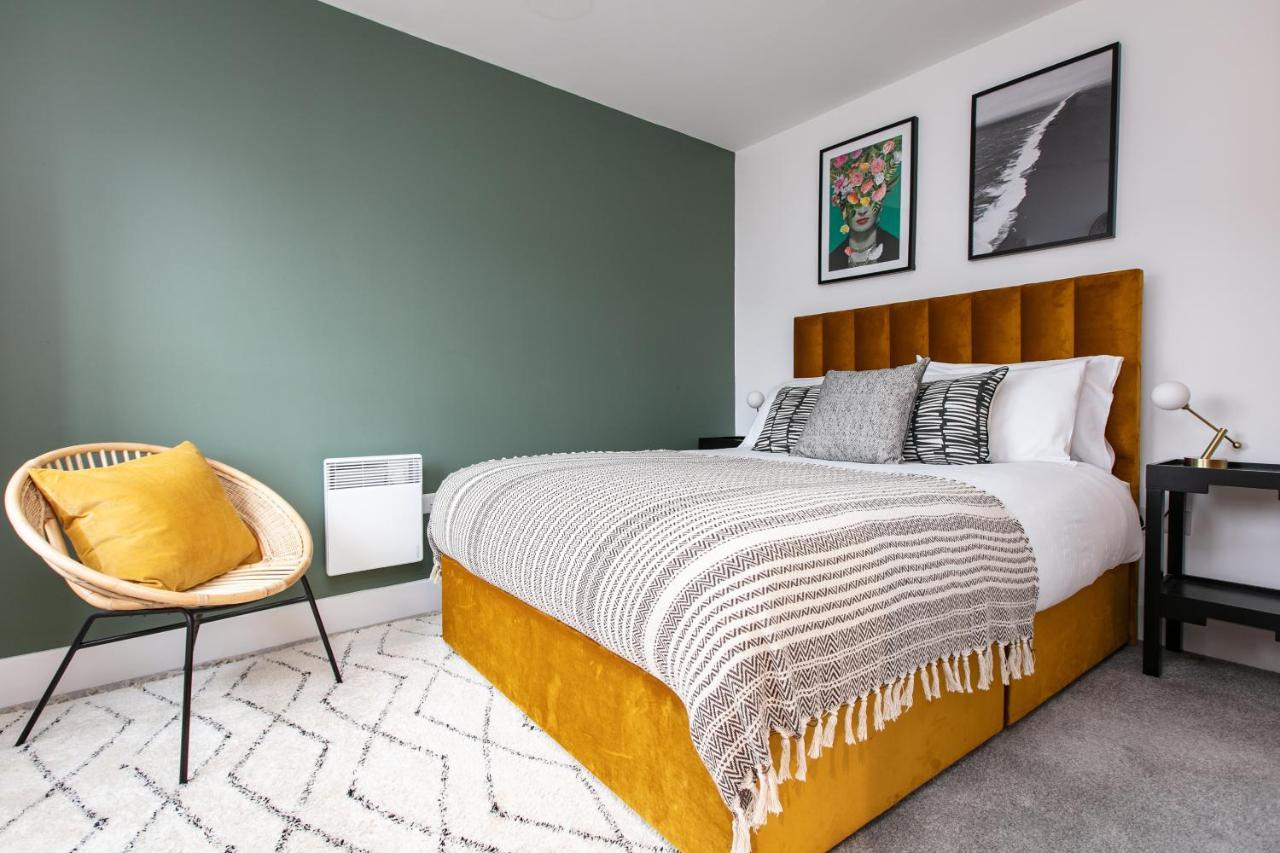 City Centre - Free Parking - Stylish 2 Bedroom Apartment 브리스틀 외부 사진