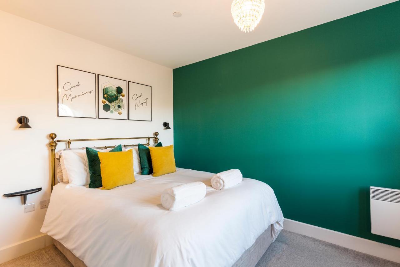 City Centre - Free Parking - Stylish 2 Bedroom Apartment 브리스틀 외부 사진